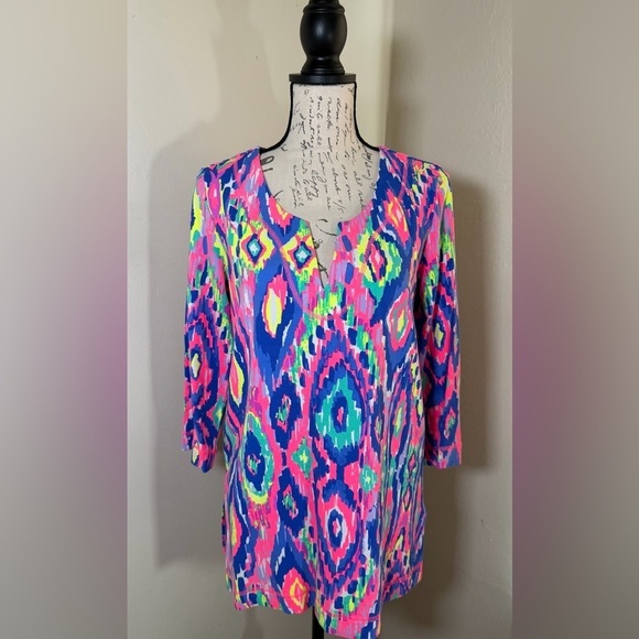 Lilly Pulitzer Tops - Lilly Pulitzer Multicolor Patterned Top